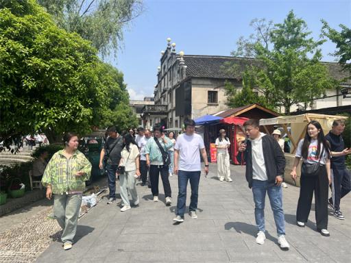 新疆考察团前往环溪村，深奥村，荻浦村，东梓关村参观学习浙江乡村振兴经验  第3张