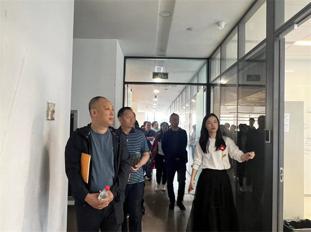 人工智能专题课程培训班前往人工智能小镇和实在智能学习杭州在人工智能方面的发展和经验  第1张