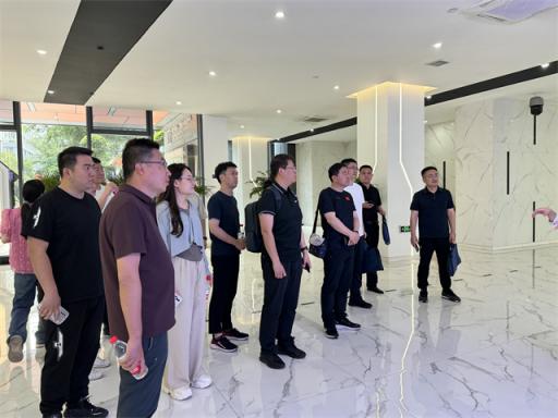 青岛市数字经济培训班前往强脑科技，实在智能，人工智能小镇，图灵小镇参观学习浙江数字经济发展  第2张