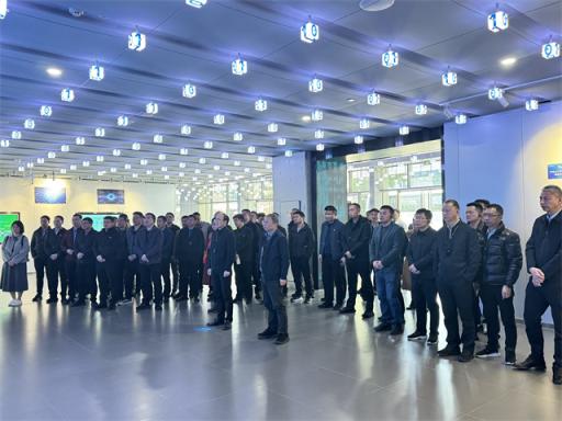 泉州南安市党政干部培训班走进图灵小镇，探索数字技术赋能县域经济的新路径