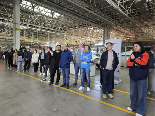 奥钢联金属部件（天津）前往参观吉利总部与钱塘基地，探索汽车制造的前沿科技  第6张