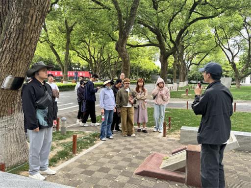 嵊泗县党外代表培训班走进浙大玉泉校区和石虎山机器人创新基地参观学习，探索创新高地，触摸科技脉搏  第2张