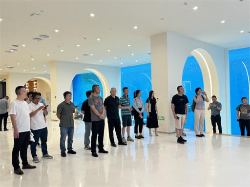桂林干部培训班前往杭州申昊科技参观学习，探索工业智能新路径  第3张