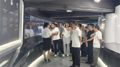 中铝集团产教融合发展中心培训班走进吉利汽车总部，探索制造业转型升级与创新实践  第1张