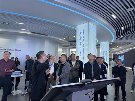 海盐县武原商会企业家前往中控股份参观，探寻智能制造新标杆  第1张