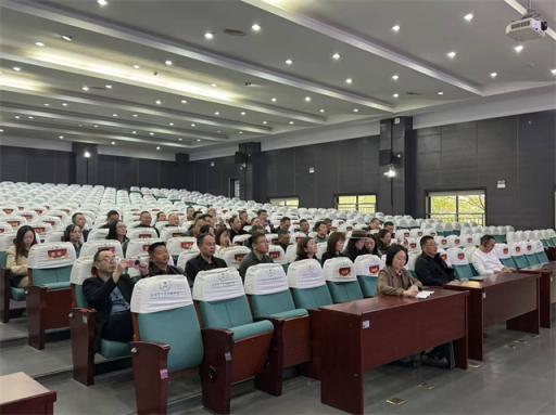 安州区2025年基础教育能力提升培训班前往丁兰中学开展现场教学活动，以智慧教育为镜，探索基础教育高质量发展路径  第3张